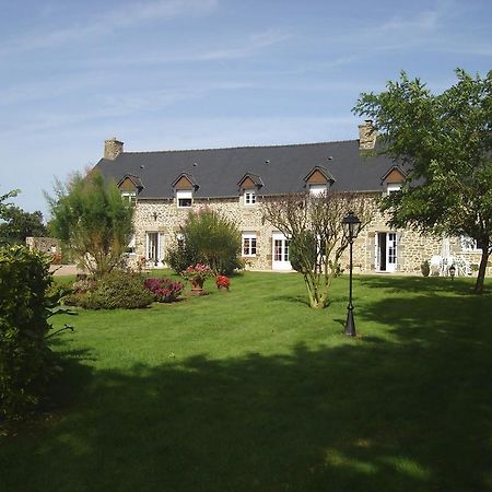 Chambres D'Hotes Les Sageais Baguer-Morvan Rum bild