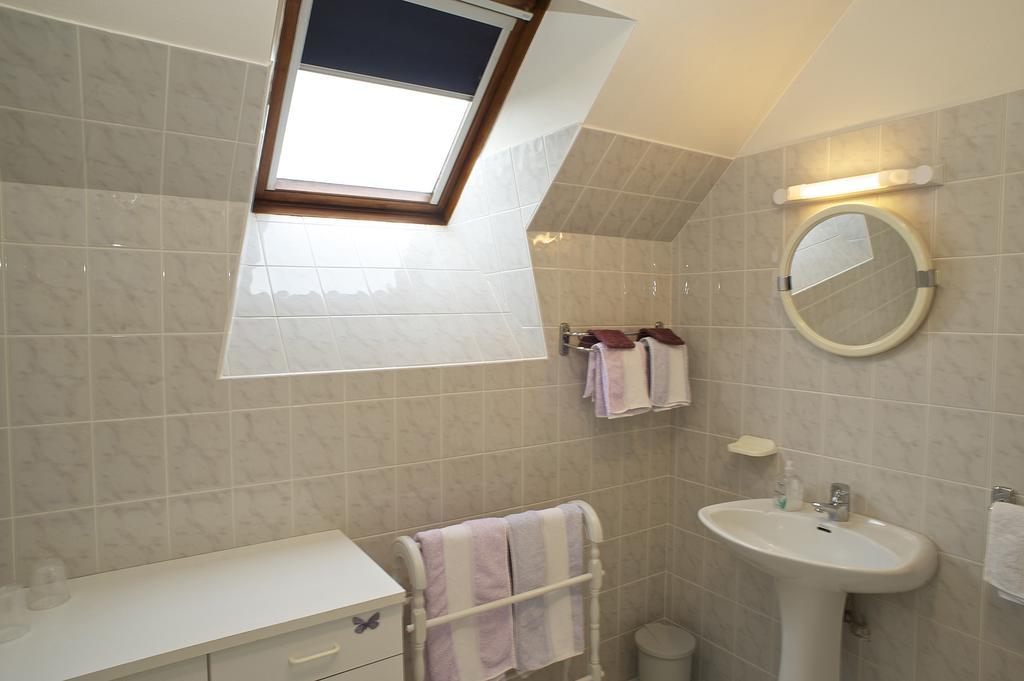 Chambres D'Hotes Les Sageais Baguer-Morvan Rum bild